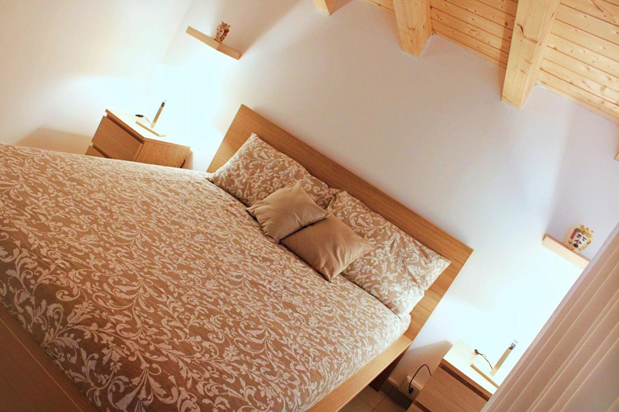 La Claudette Apartment Катанія Екстер'єр фото