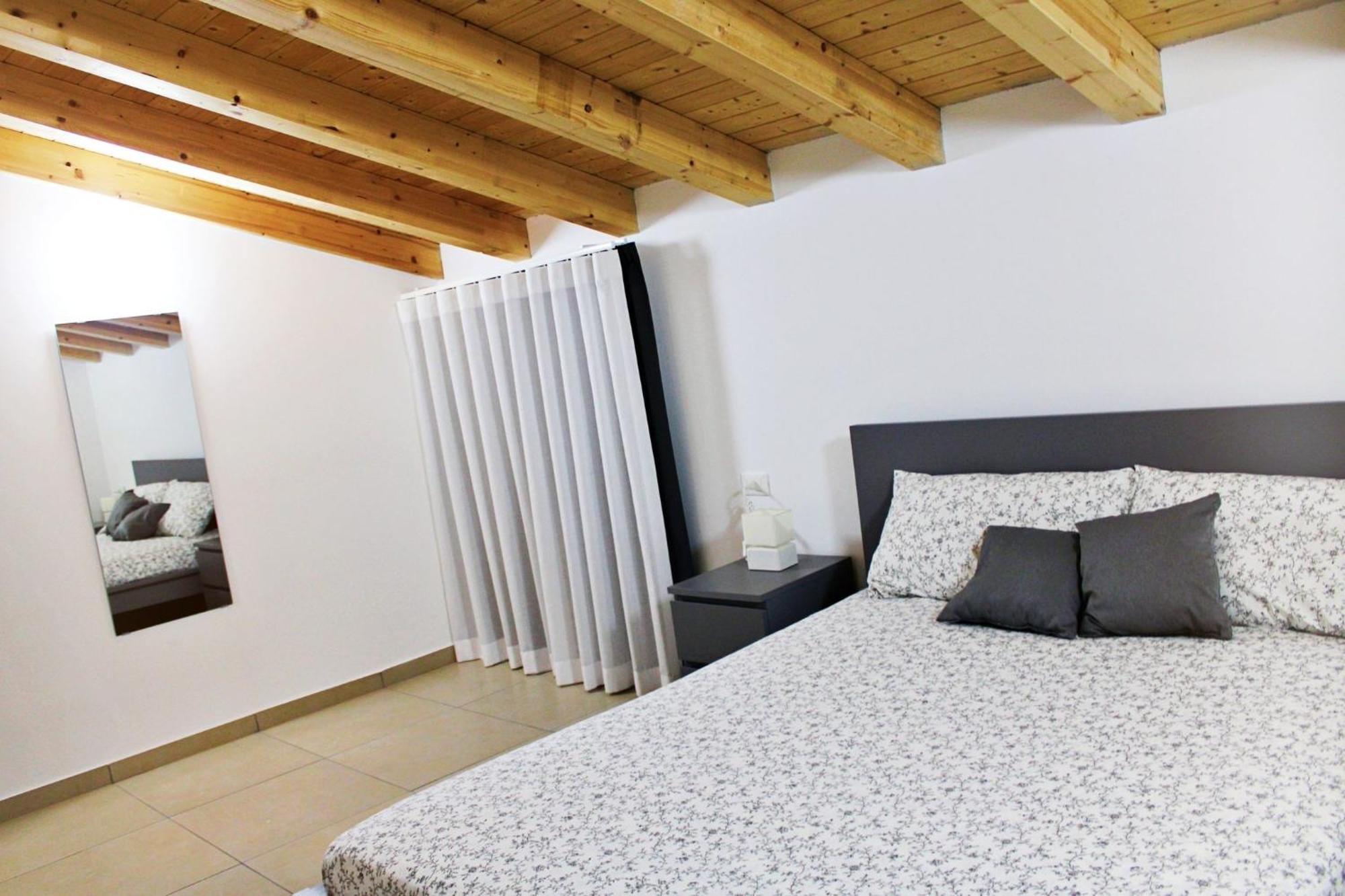 La Claudette Apartment Катанія Екстер'єр фото